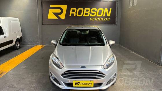 FORD FIESTA 1.6 SEL HATCH 16V FLEX 4P POWERSHIFT